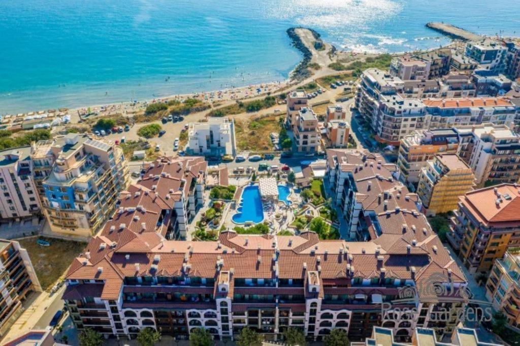 Boutique Rose Gardens Pomorie Aparthotel Ngoại thất bức ảnh