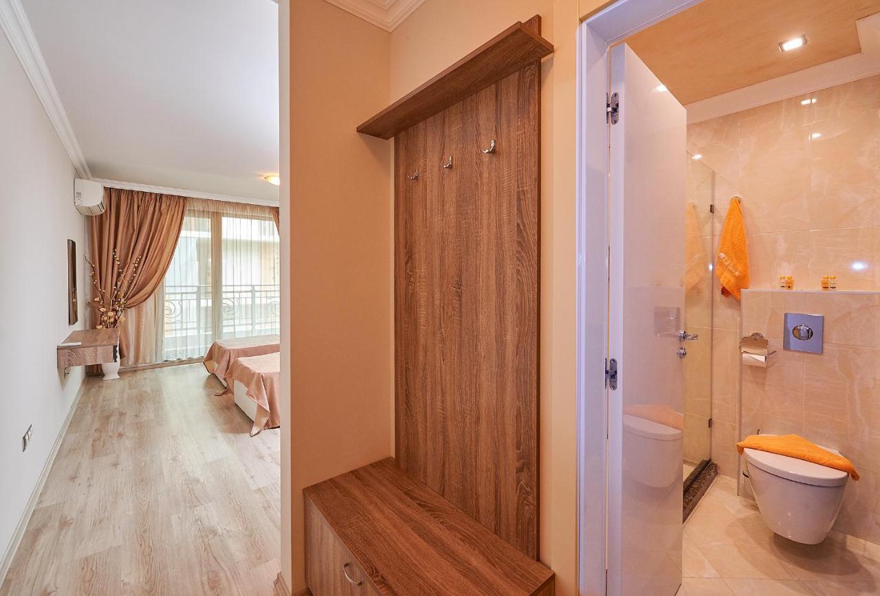 Boutique Rose Gardens Pomorie Aparthotel Ngoại thất bức ảnh