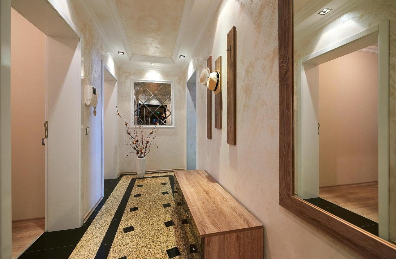 Boutique Rose Gardens Pomorie Aparthotel Ngoại thất bức ảnh