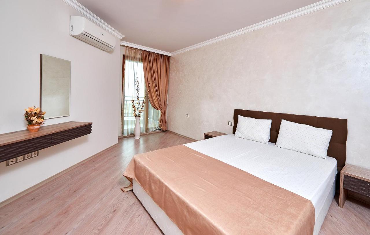 Boutique Rose Gardens Pomorie Aparthotel Ngoại thất bức ảnh