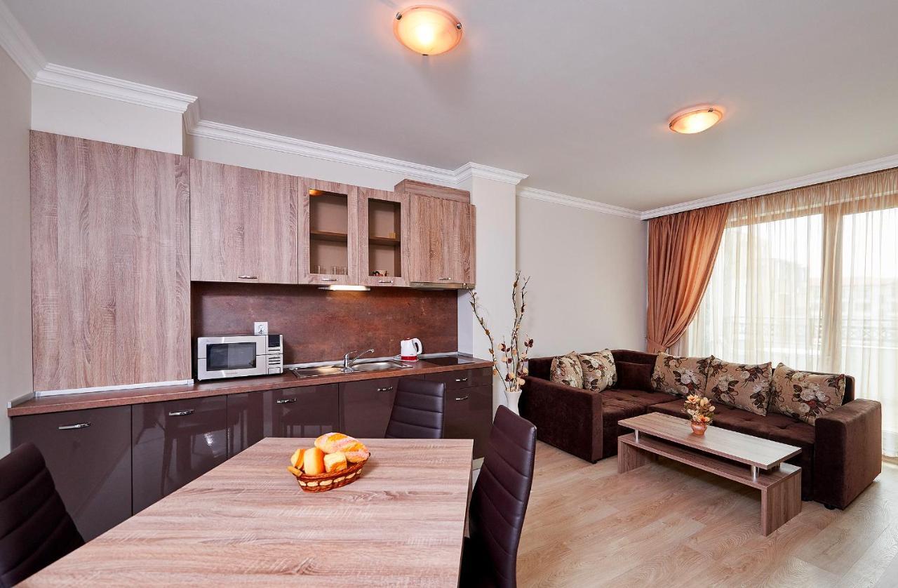Boutique Rose Gardens Pomorie Aparthotel Ngoại thất bức ảnh