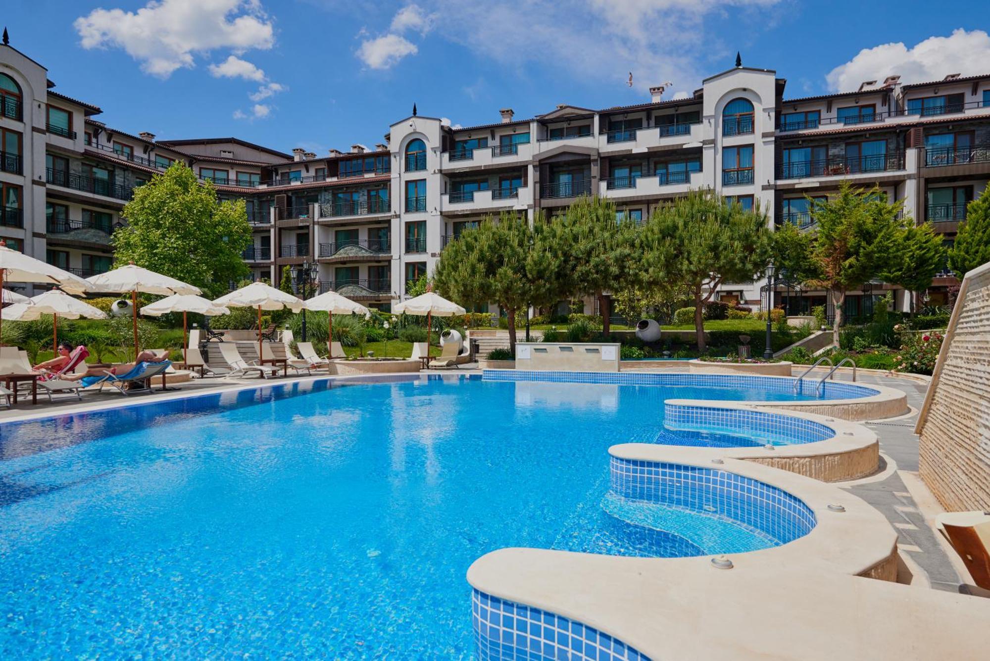 Boutique Rose Gardens Pomorie Aparthotel Ngoại thất bức ảnh
